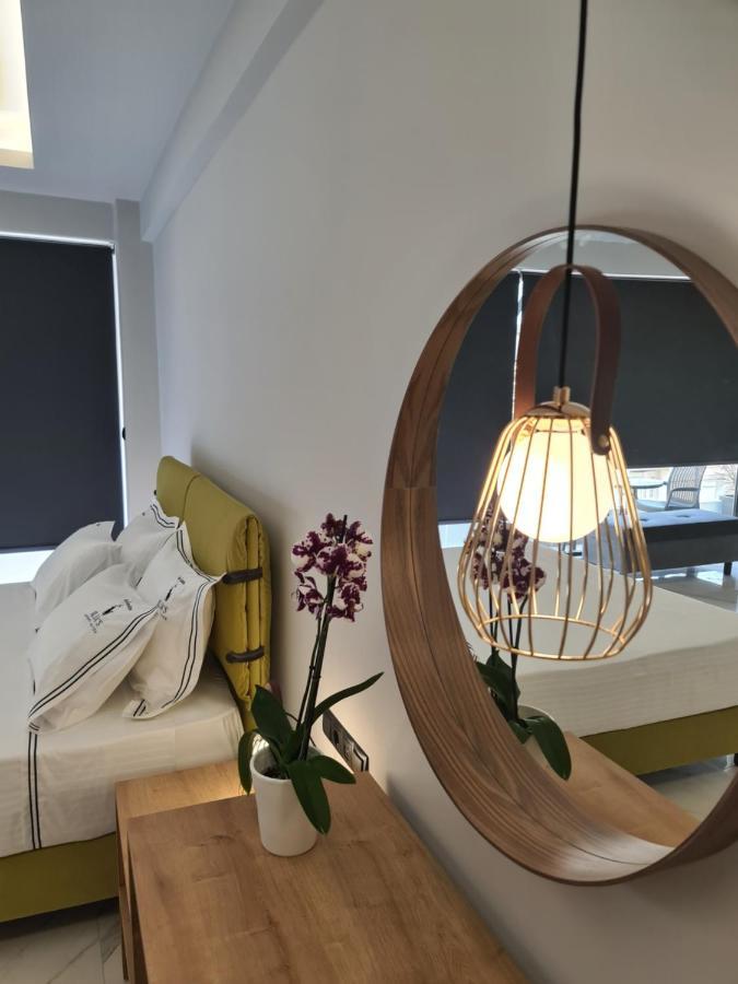 Ilia'S Luxury Suites - Adults Only Xylokastro Esterno foto