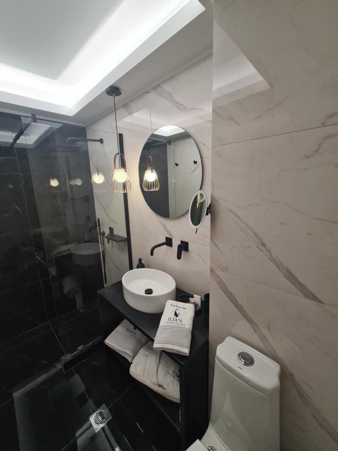 Ilia'S Luxury Suites - Adults Only Xylokastro Esterno foto